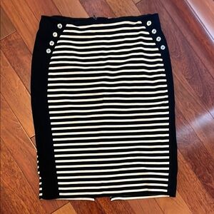 White House Black Market Black and White Pencil Skirt